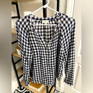 Woman’s Lucky Brand Quarter Button